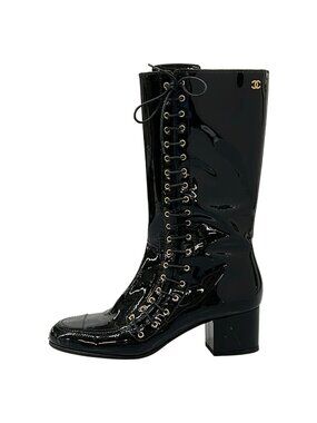 Chanel 1 2C Ready Black CC Logo Gold Leather Boot